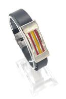 Comprar Pulsera piel con adorno esmaltado central bandera España con pespunte Bandera España La Flamenca de Borgoña Patricia Muñoz VOX