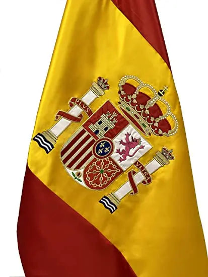 Bandera de España bordada La Flamenca de Borgoña, Bandera de España, Cruz de Borgoña, Patricia Muñoz, VOX, Santiago Abascal 