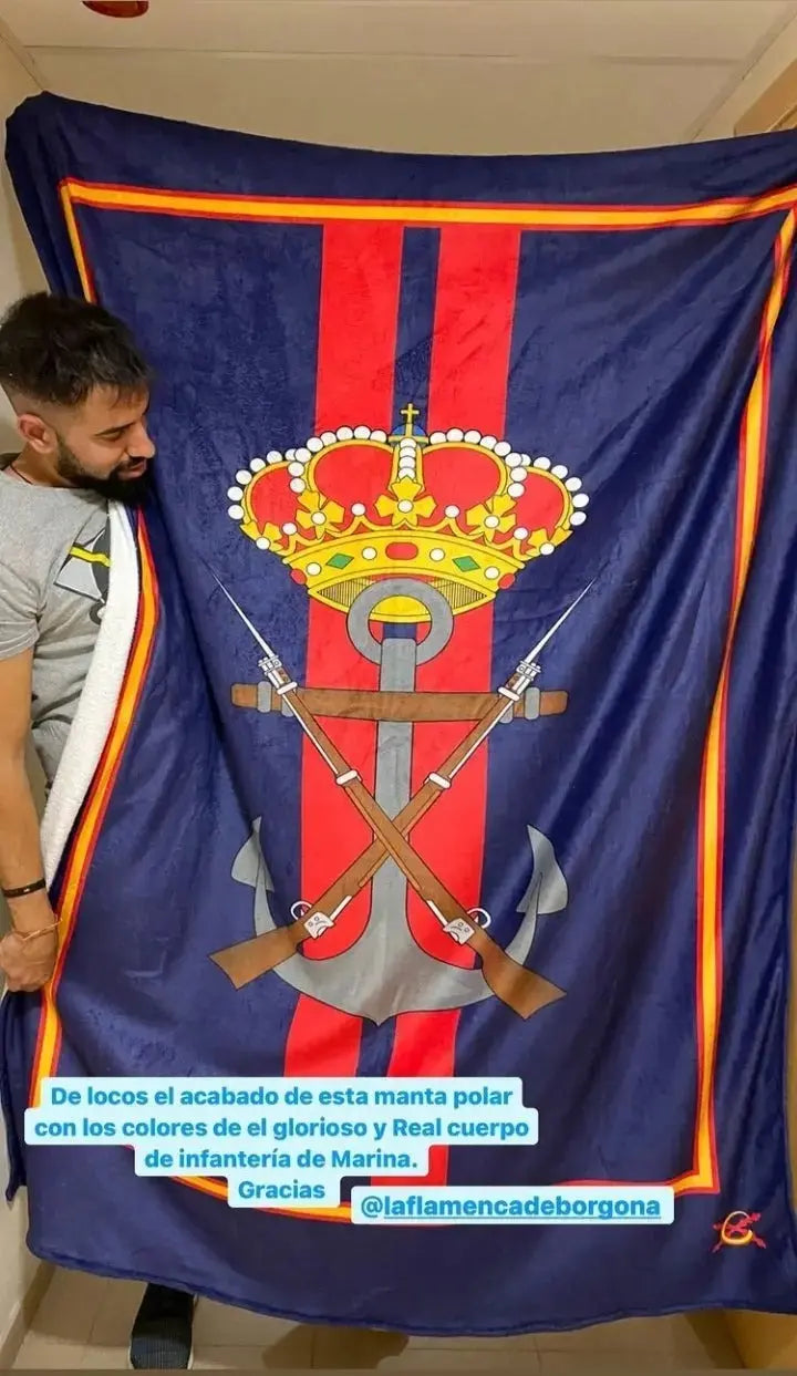 Infantería de Marina La Flamenca de Borgoña, Bandera de España, Cruz de Borgoña, Patricia Muñoz, VOX, Santiago Abascal 
