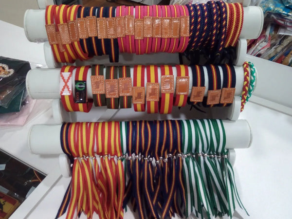 Las mejores Pulseras de bandera España para hombre La Flamenca de Borgoña, Bandera de España, Cruz de Borgoña, Patricia Muñoz, VOX, Santiago Abascal 