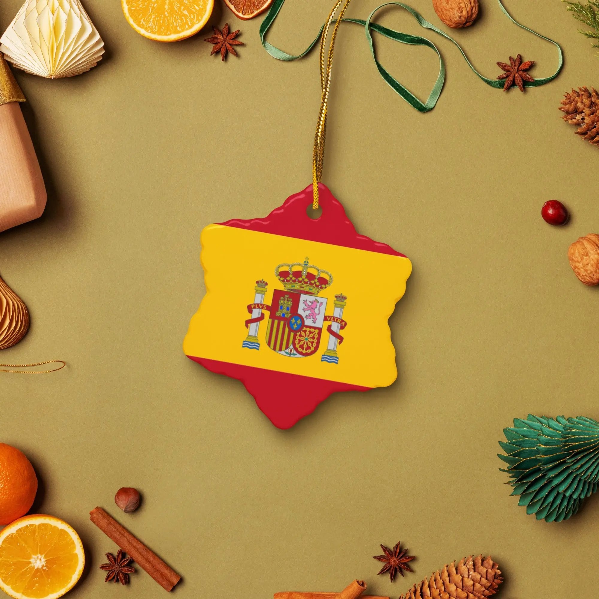 Comprar Adorno de cerámica para Árbol de Navidad La Flamenca de Borgoña Bandera España