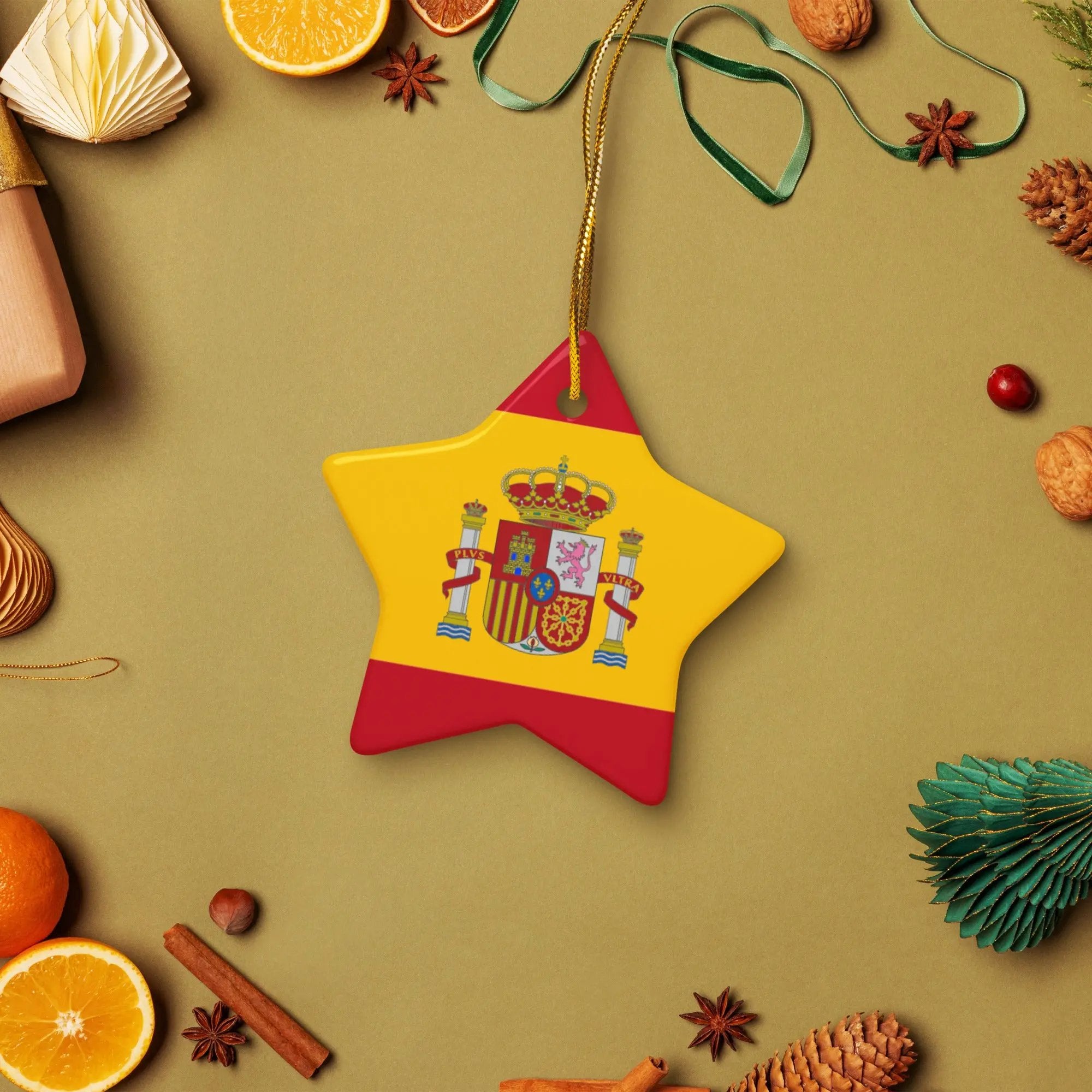 Comprar Adorno de cerámica para Árbol de Navidad La Flamenca de Borgoña Bandera España