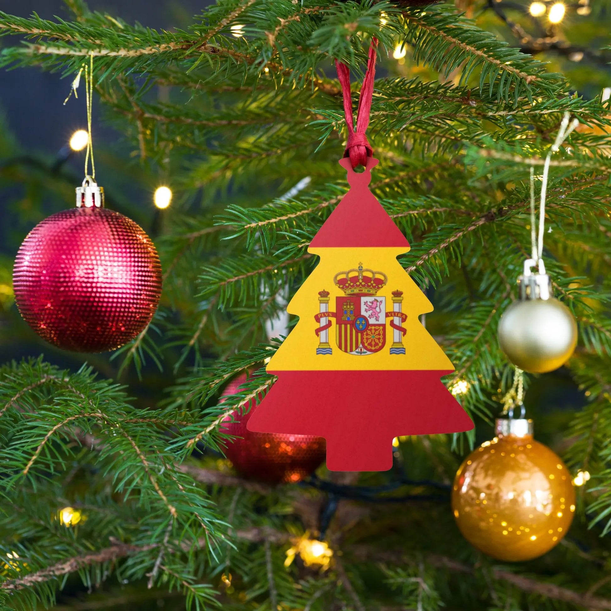 Comprar Adornos de madera para Árbol de Navidad La Flamenca de Borgoña Bandera España