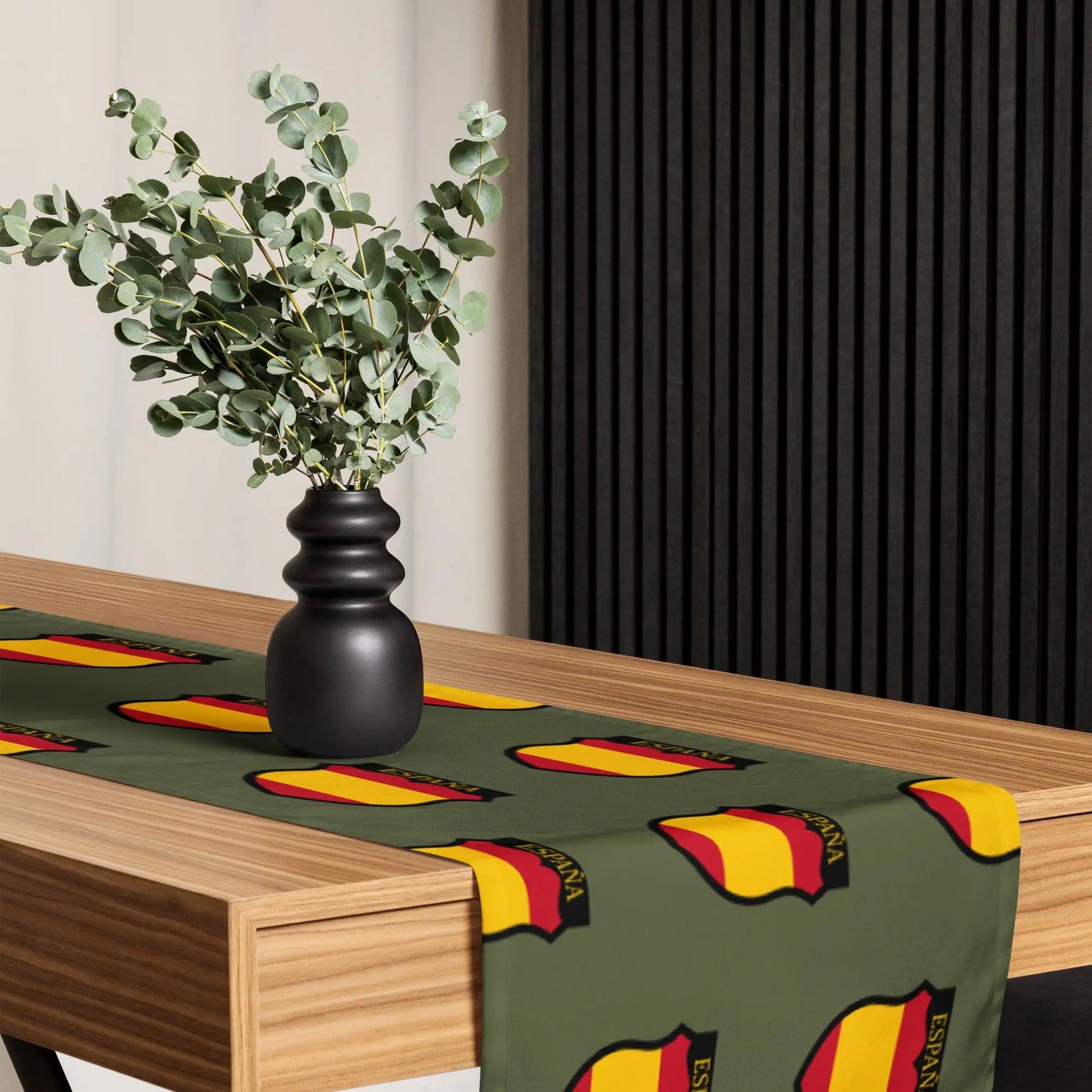 Comprar Camino de mesa División Azul Bandera España La Flamenca de Borgoña Patricia Muñoz VOX