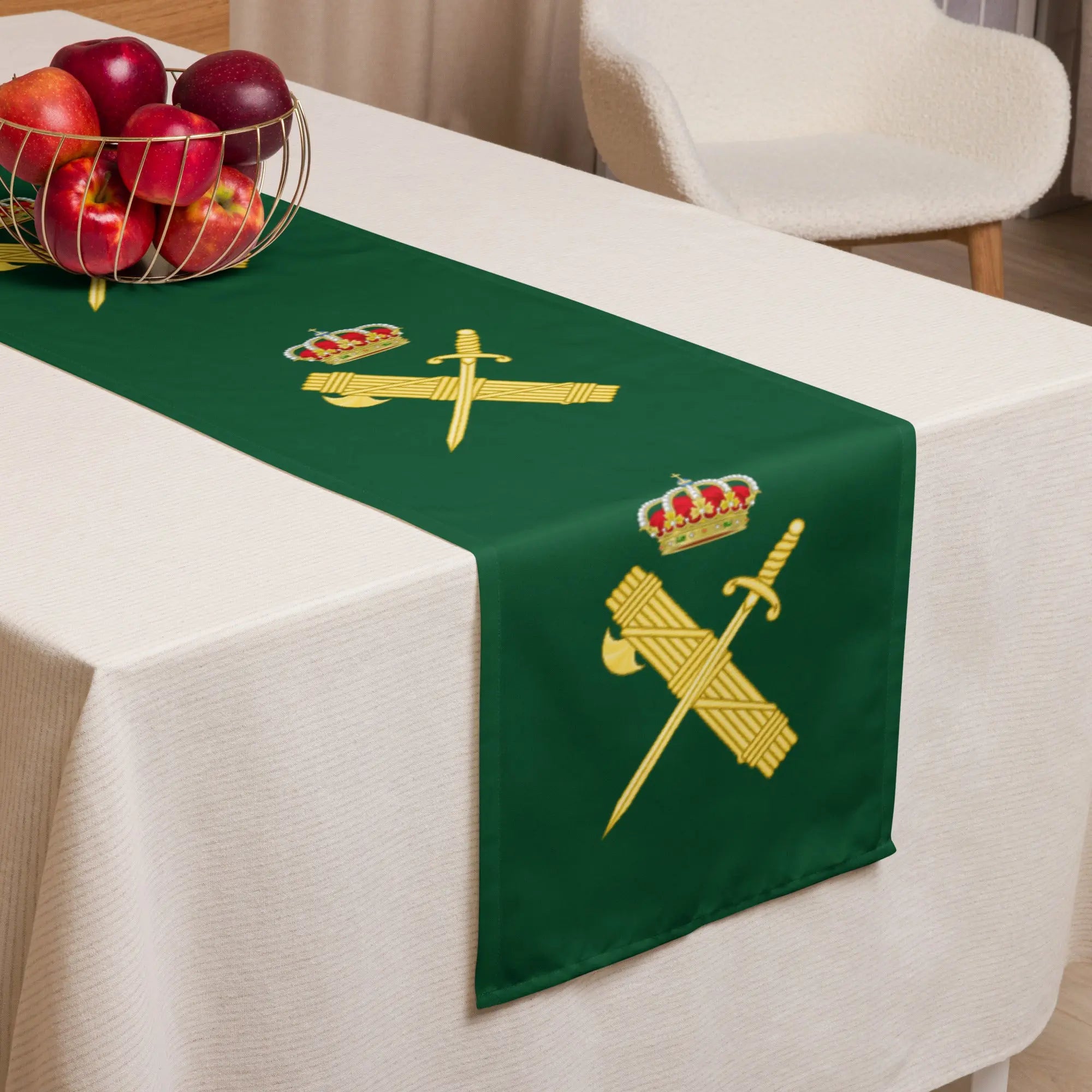 Comprar Camino de mesa Guardia Civil Bandera España La Flamenca de Borgoña Patricia Muñoz VOX