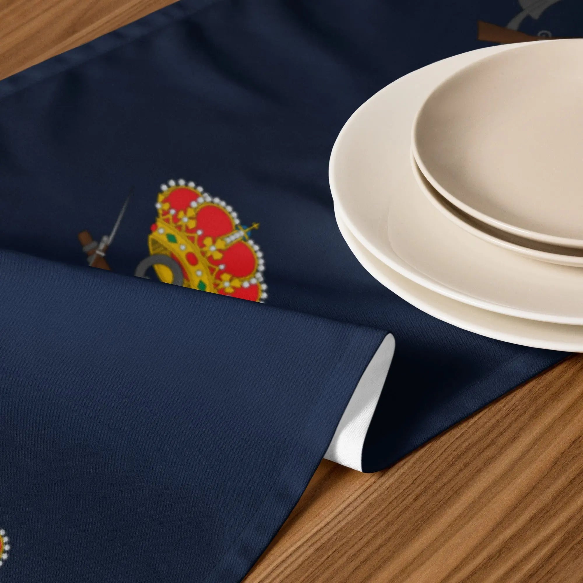 Comprar Camino de mesa Infantería de Marina Bandera España La Flamenca de Borgoña Patricia Muñoz VOX