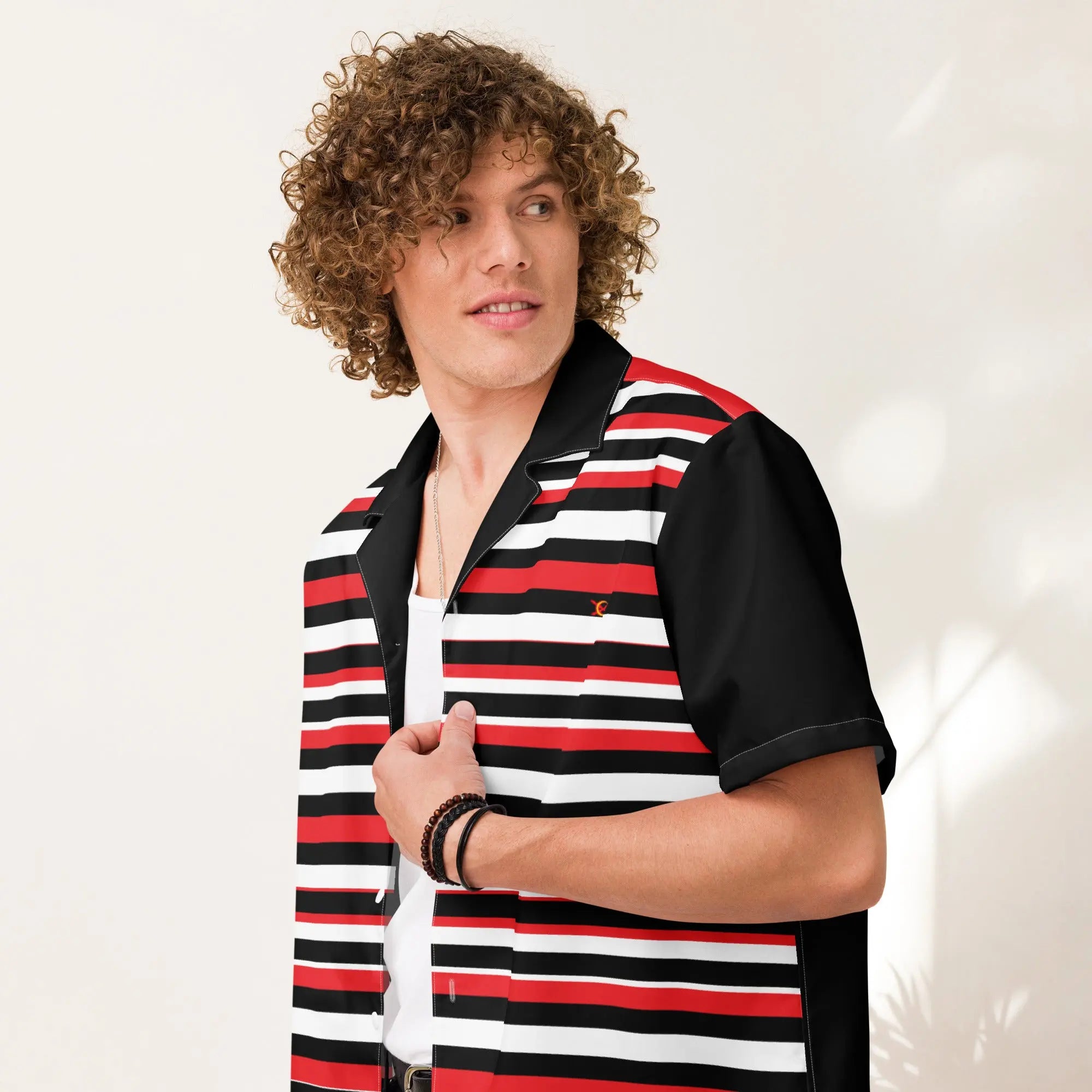 Comprar Camisa rayas rojas y negras manga corta unisex Bandera España La Flamenca de Borgoña Patricia Muñoz VOX