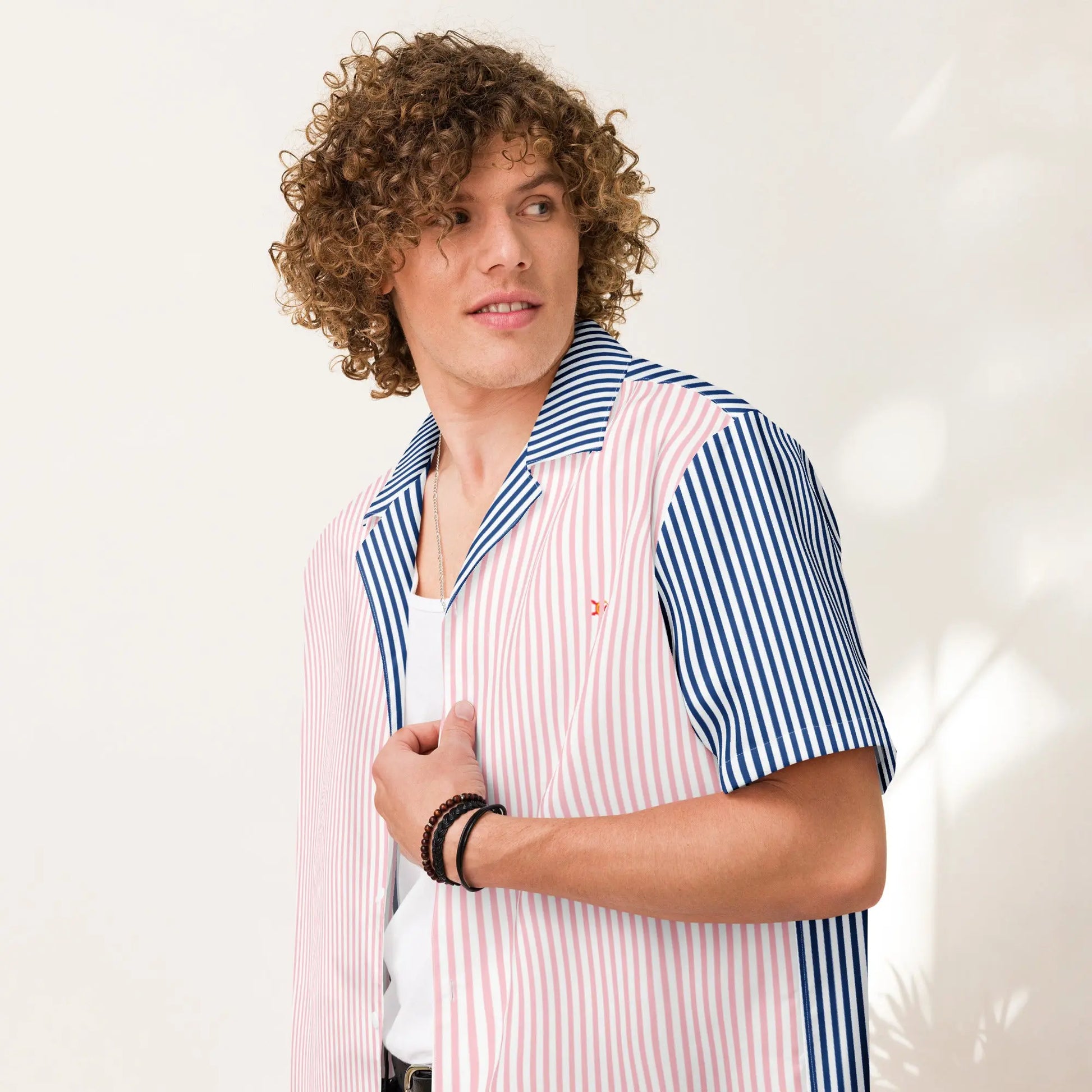 Comprar Camisa rayas rosas y azules manga corta unisex Bandera España La Flamenca de Borgoña Patricia Muñoz VOX