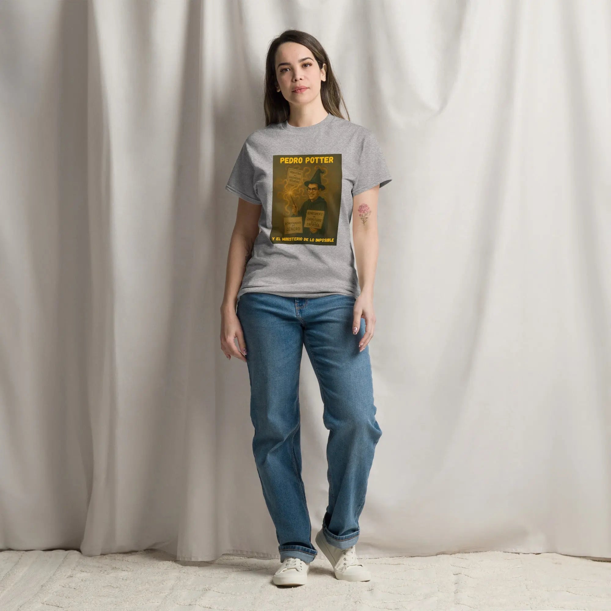 Comprar Camiseta "Pedro Potter y el Ministerio de lo imposible" Bandera España La Flamenca de Borgoña Patricia Muñoz VOX