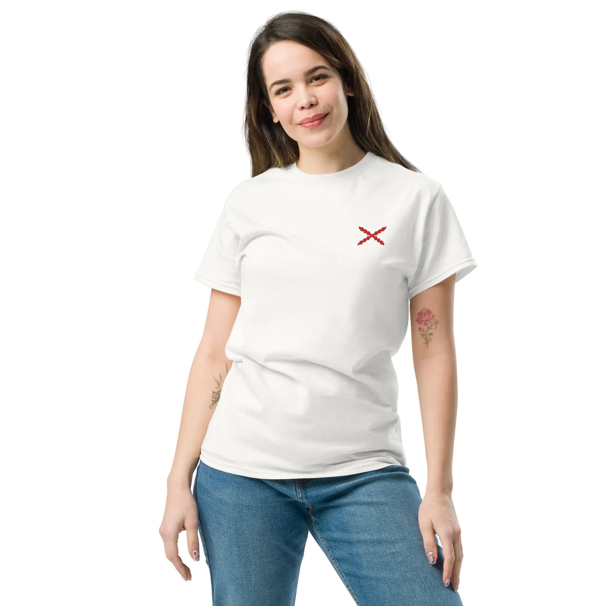 Comprar Camiseta clásica unisex bordado Cruz de Borgoña La Flamenca de Borgoña, Bandera de España, Cruz de Borgoña, Patricia Muñoz, VOX