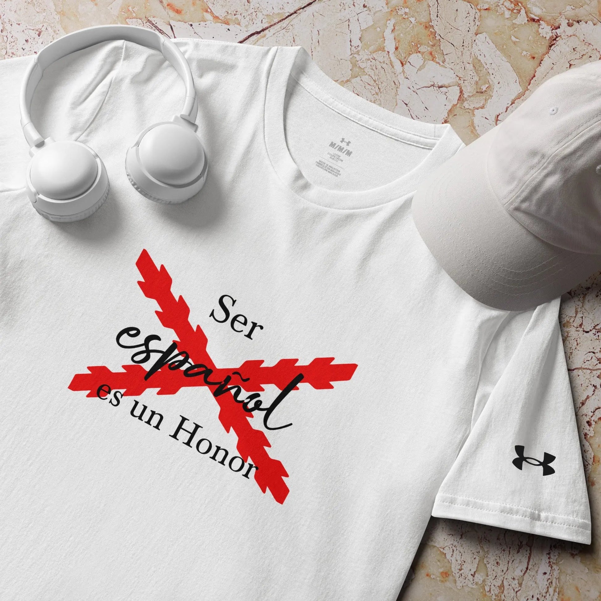 Comprar Camiseta deportiva Under Armour® "Ser español es un Honor" La Flamenca de Borgoña Bandera España