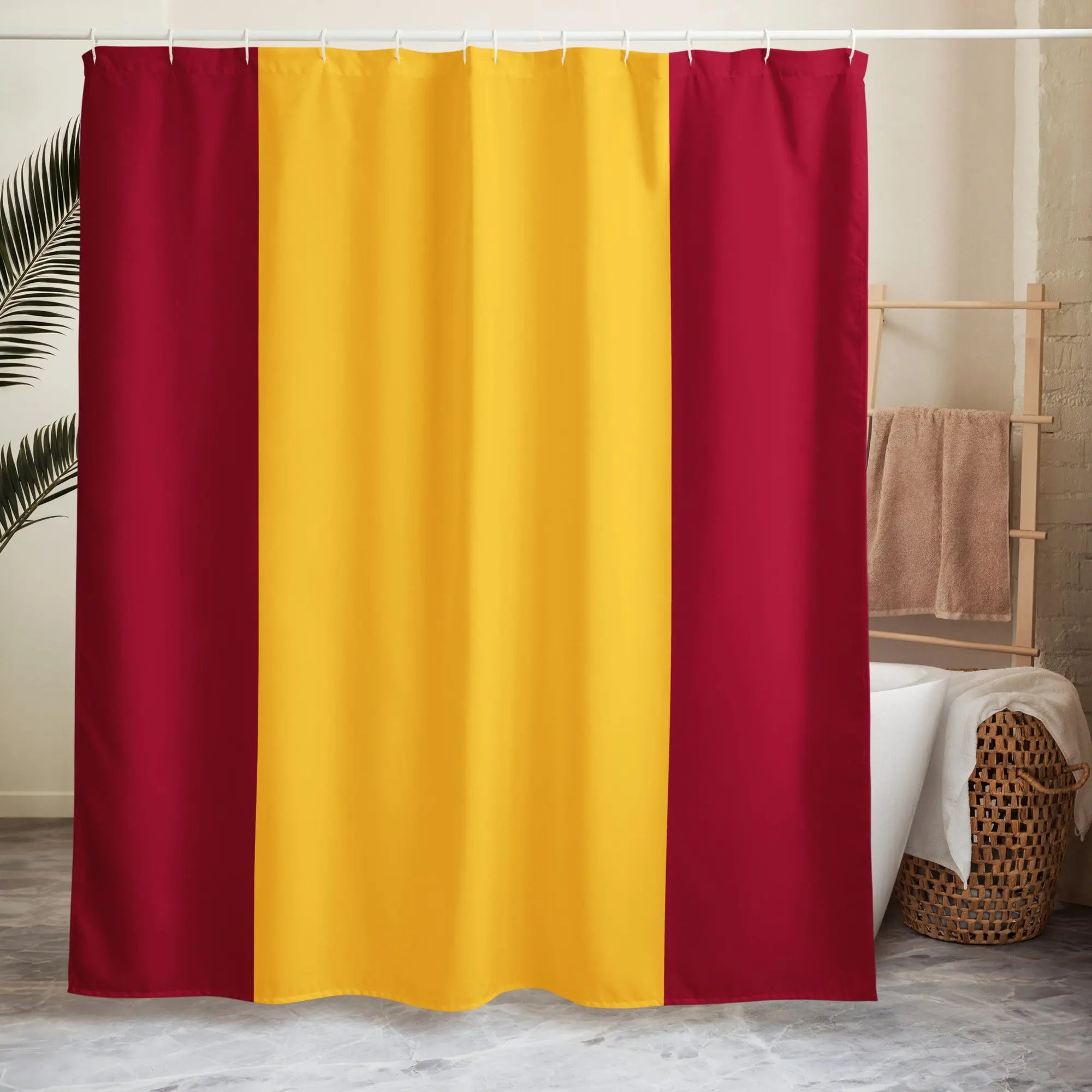Comprar Cortina de ducha Bandera de España vertical Bandera España La Flamenca de Borgoña Patricia Muñoz VOX
