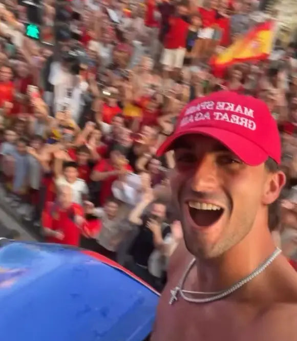 Comprar Gorra "Make Spain Great Again" de Ferran Torres La Flamenca de Borgoña Bandera España