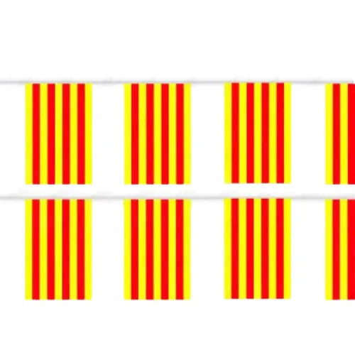 Comprar Guirnalda de Banderas de Cataluña de 5 Metros (7 Banderines 20x30 cm) La Flamenca de Borgoña Bandera España