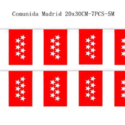 Comprar Guirnalda de Banderines Comunidad de Madrid (5 Metros - 7 Piezas 20 x 30 cm) La Flamenca de Borgoña Bandera España