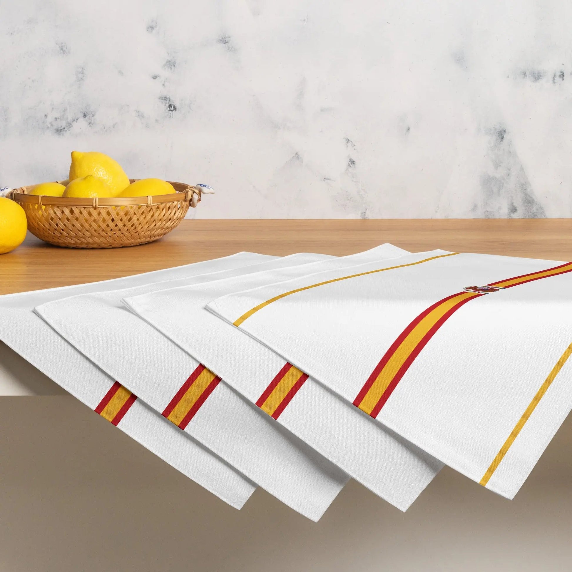 Comprar Juego de manteles individuales Bandera de España detalle dorado La Flamenca de Borgoña Bandera España