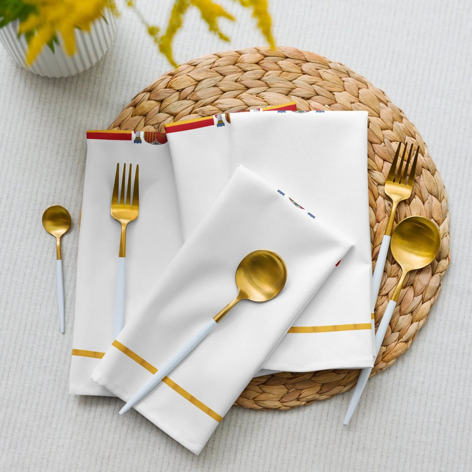 Comprar Juego de servilletas de tela Bandera de España detalle dorado La Flamenca de Borgoña Bandera España