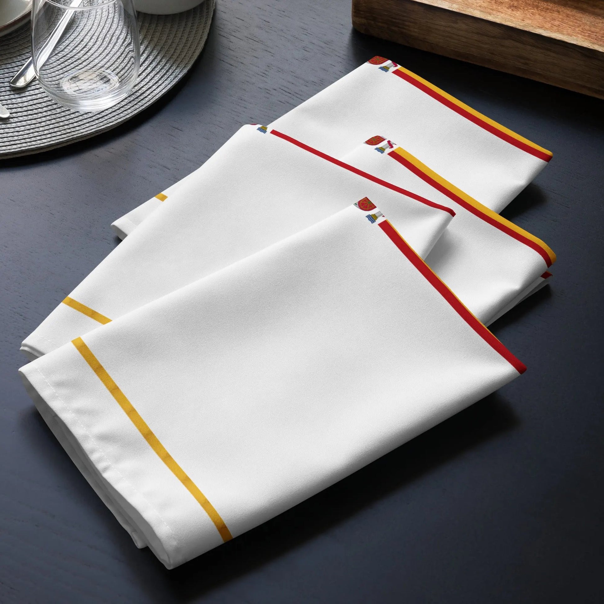 Comprar Juego de servilletas de tela Bandera de España detalle dorado La Flamenca de Borgoña Bandera España