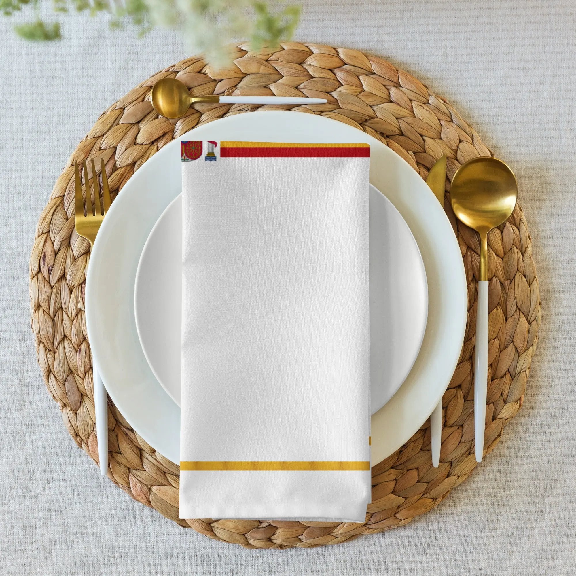 Comprar Juego de servilletas de tela Bandera de España detalle dorado La Flamenca de Borgoña Bandera España