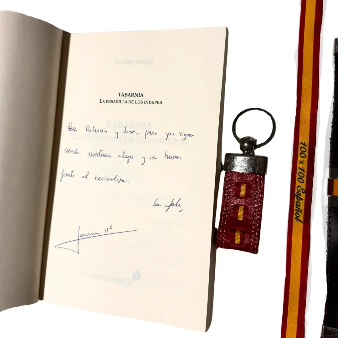 Comprar Libro "Tabarnia La Pesadilla de los Indepes" por Jaume Vives + Lote Patriota La Flamenca de Borgoña Bandera España