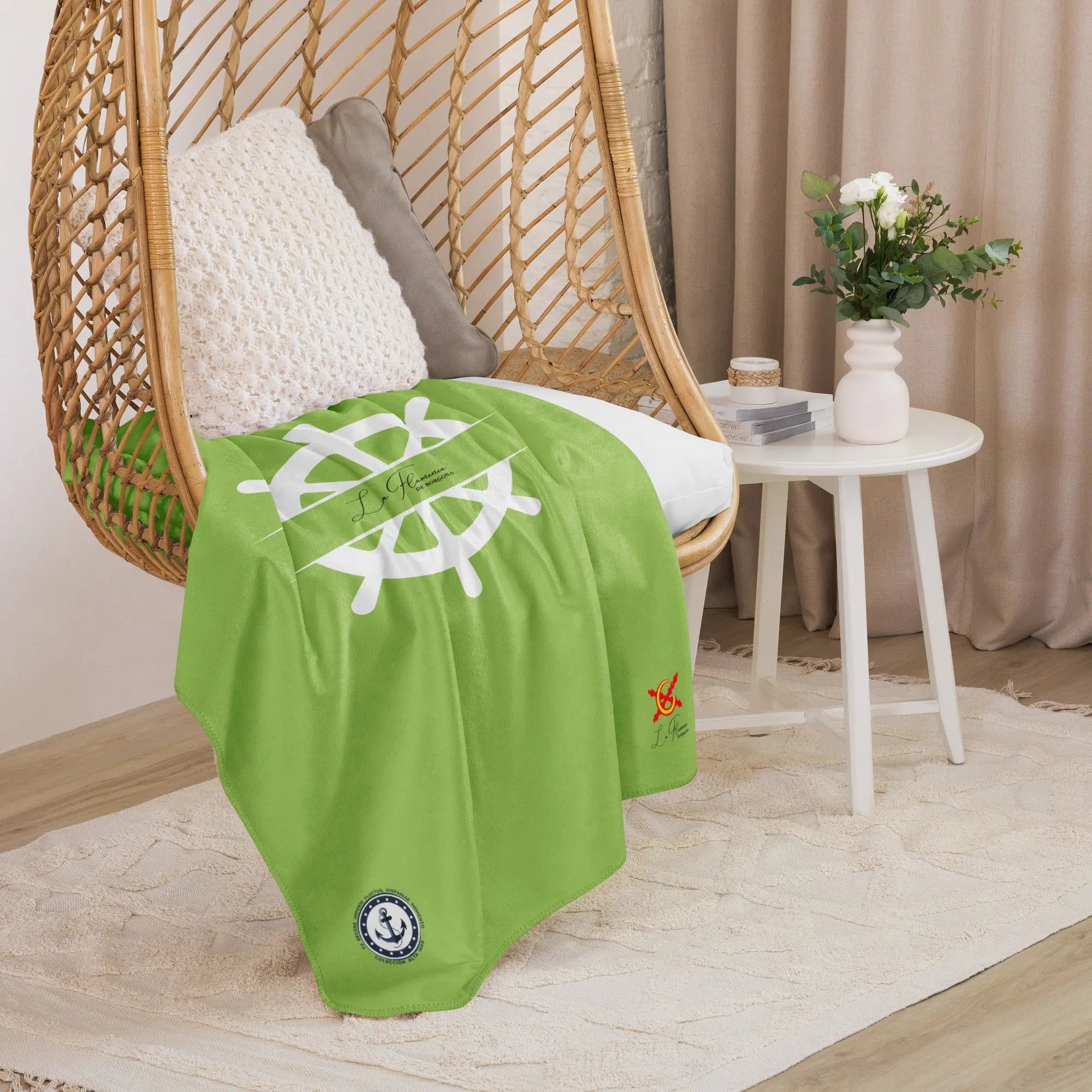 Comprar Manta sherpa Verde Pistacho Marinera La Flamenca de Borgoña, Bandera de España, Cruz de Borgoña, Patricia Muñoz, VOX, Santiago Abascal