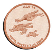 Comprar Parche Ejército del Aire Ala 11 «Vista, Suerte y al Toro» Bordado con Velcro — 9 cm La Flamenca de Borgoña Bandera España