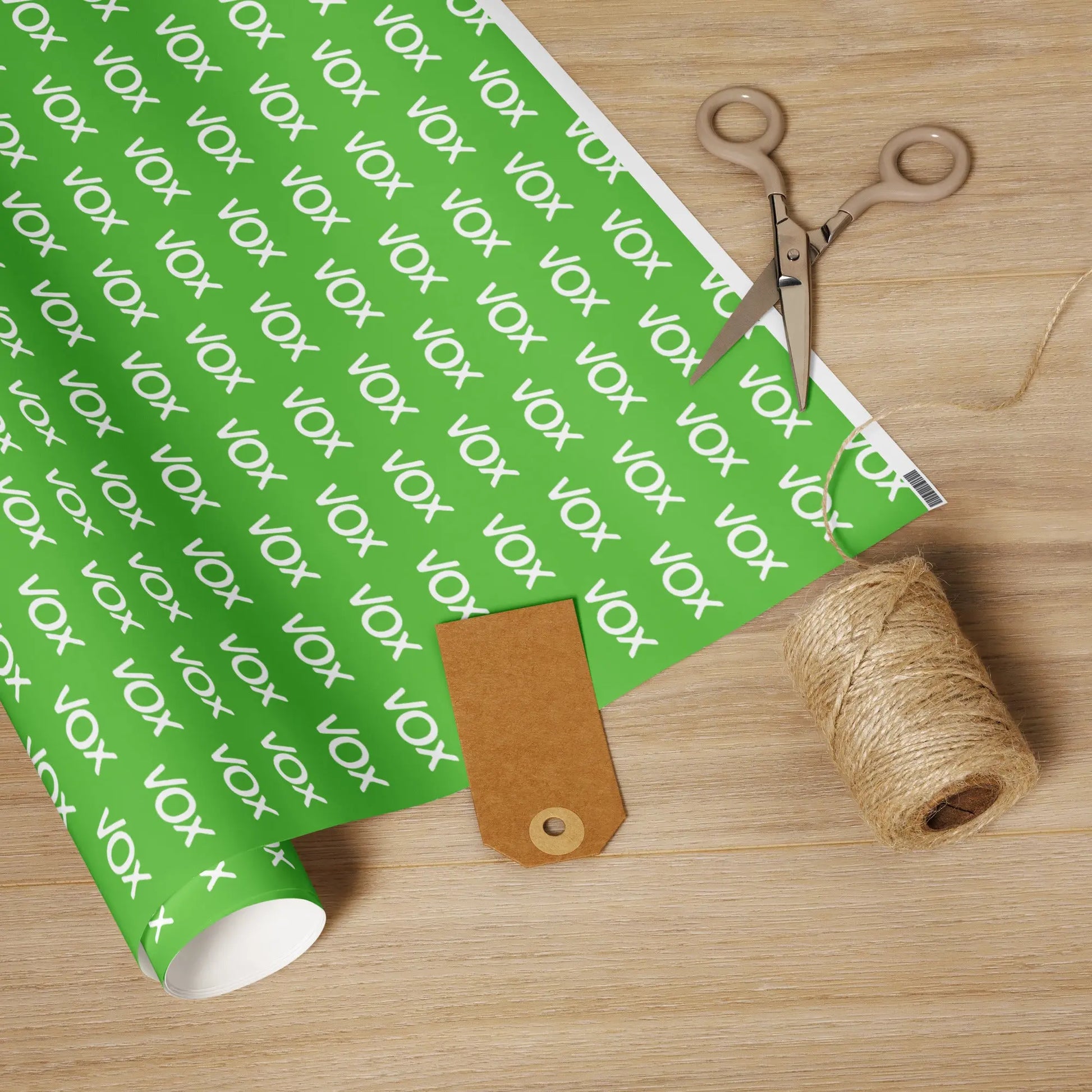 Comprar Rollo de papel de regalo VOX La Flamenca de Borgoña Bandera España