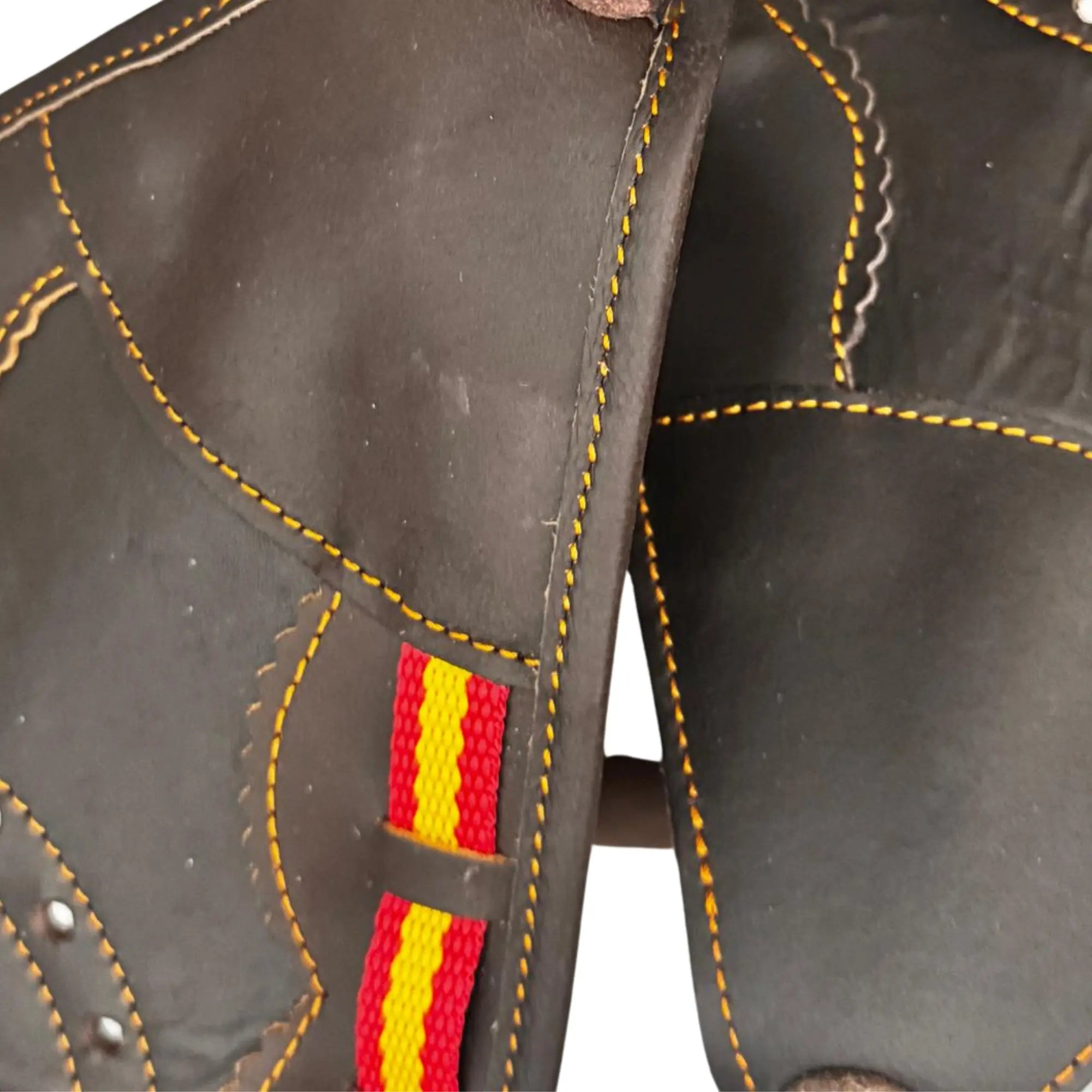Comprar Silla Taburete cazador montería La Flamenca de Borgoña Bandera España
