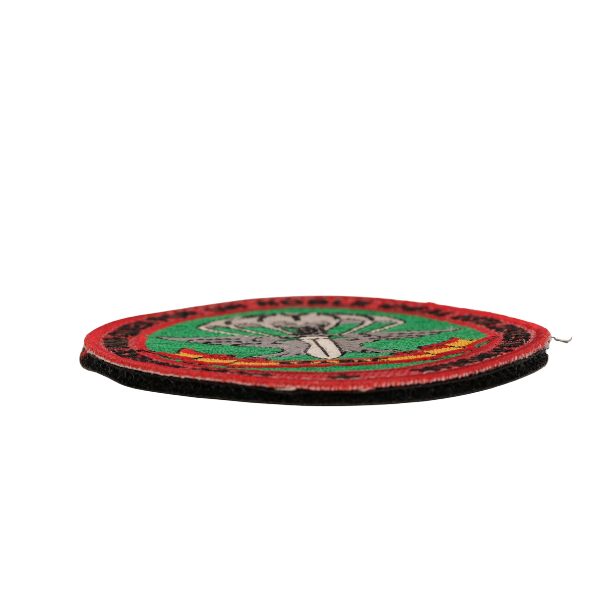 Parche EZAPAC «Solo merece vivir…» Ovalado Bordado con Velcro — 10,5 × 8 cm