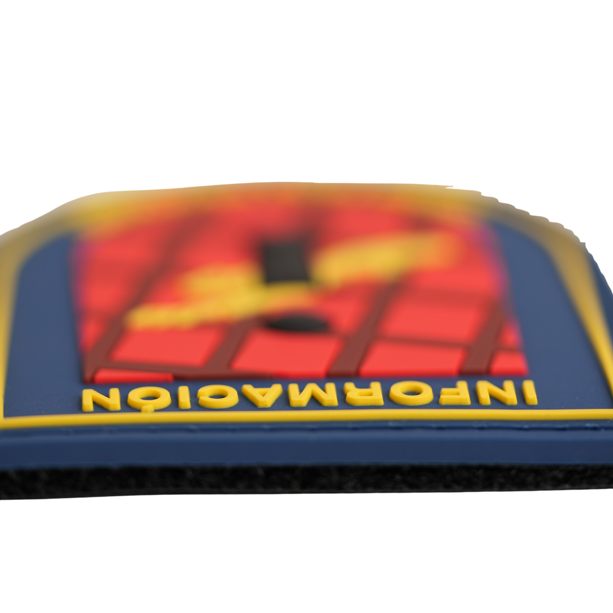 Parche Información «Saber para Proteger» PVC con Velcro — 8 × 6,5 cm