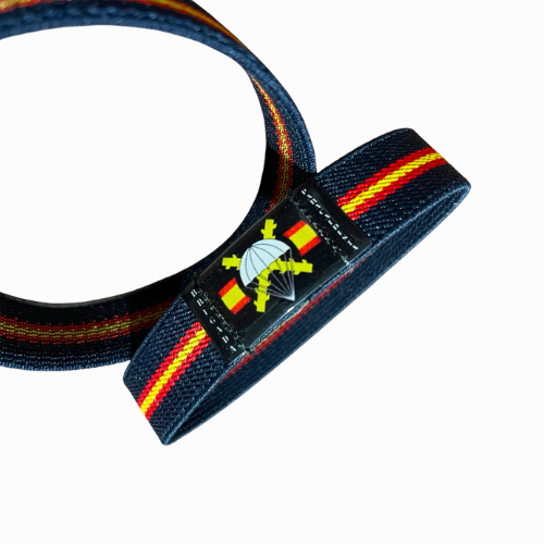 Pulsera elastica azul con escudo de la brigada paracaidista