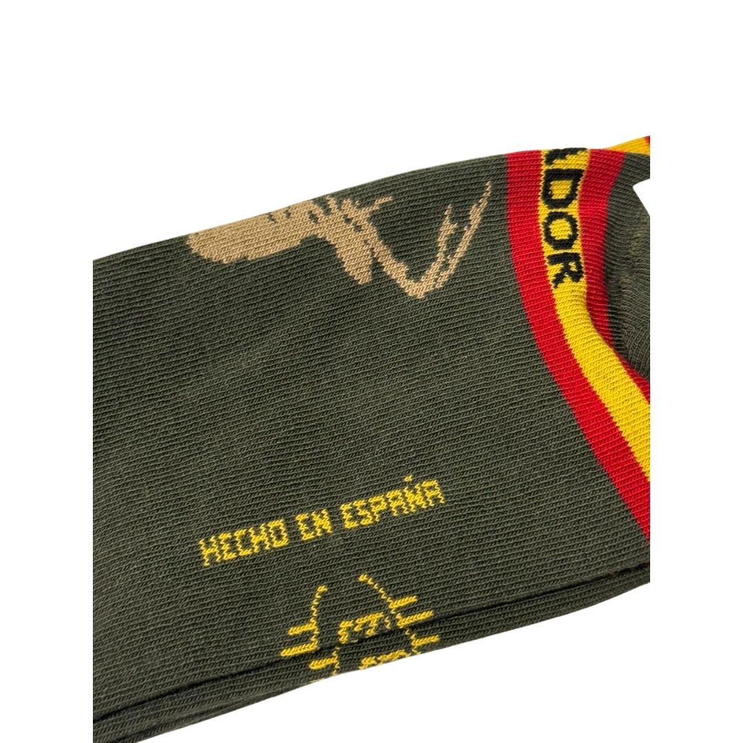 Comprar Calcetines Cazador con Ciervo Bandera España La Flamenca de Borgoña Patricia Muñoz VOX