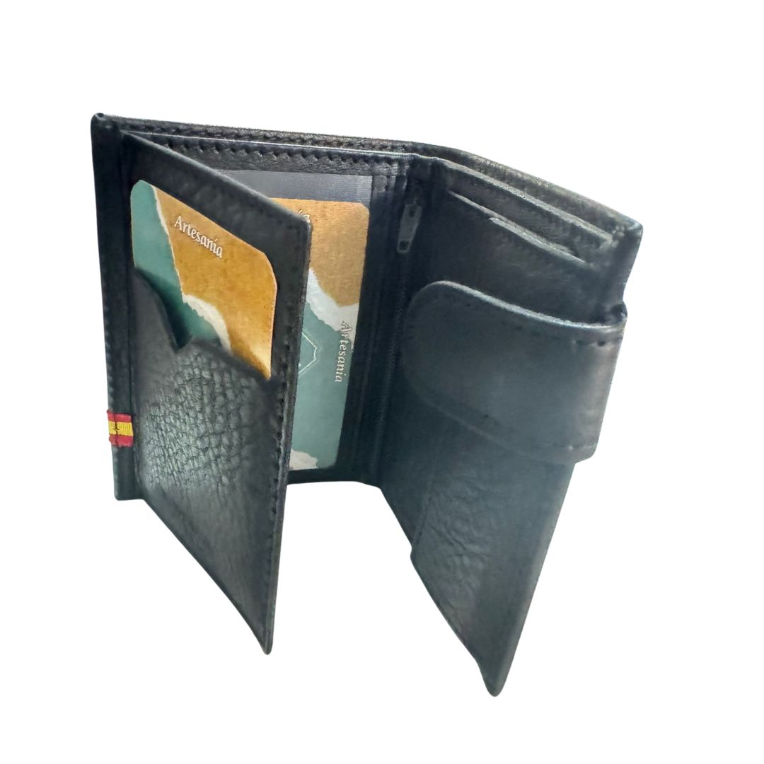 Comprar Cartera Guardia Civil negra con cierre solapa Bandera España La Flamenca de Borgoña Patricia Muñoz VOX