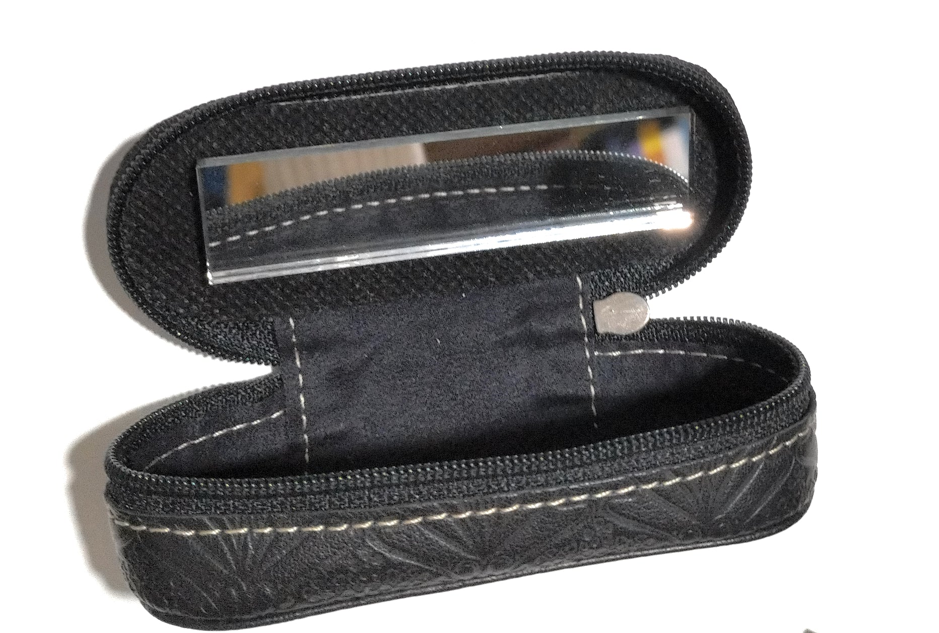 Estuche Funda Labial Negro - LaFlamencadeBorgoña