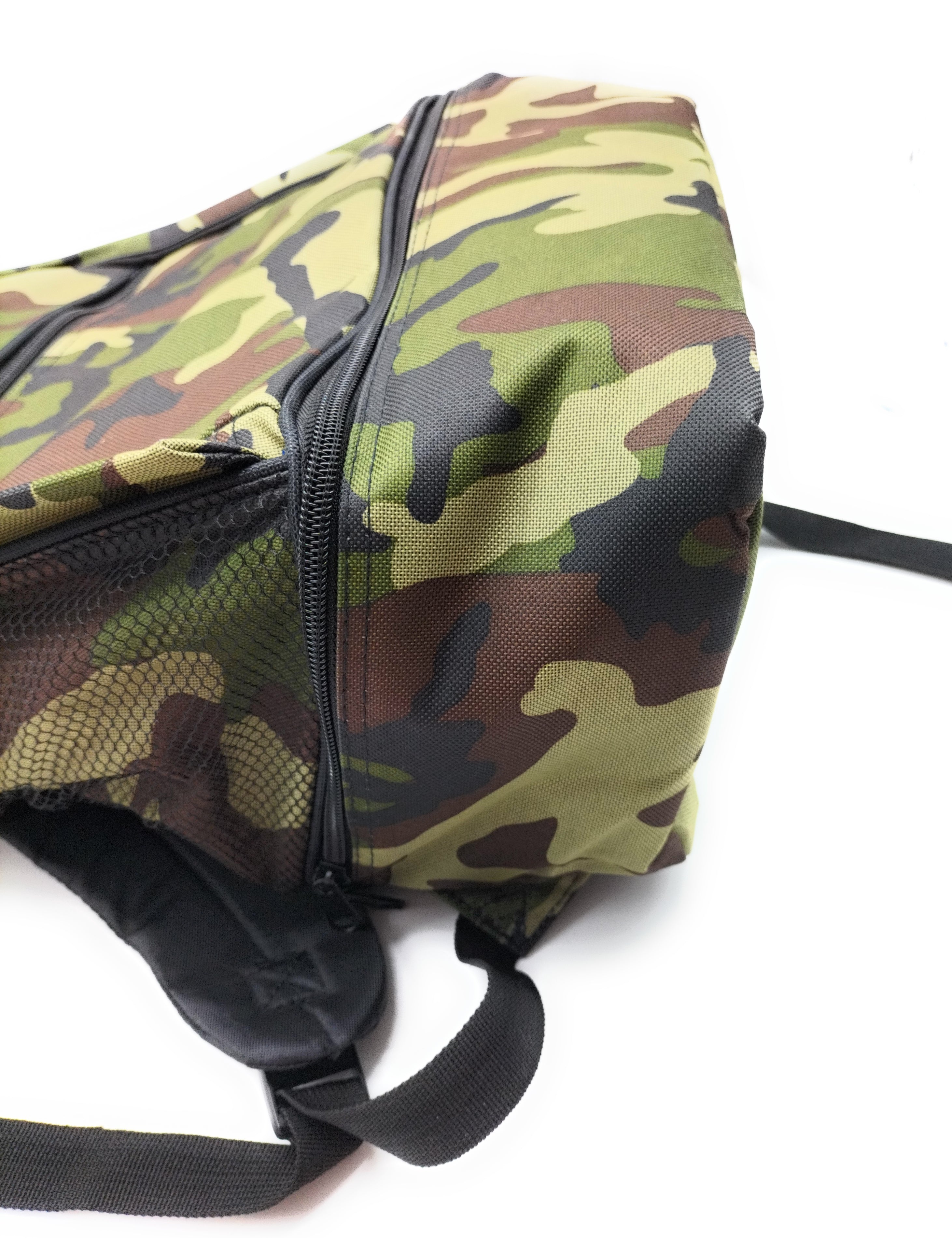 Comprar Mochila Camuflaje Cruz de Borgoña Bandera España La Flamenca de Borgoña Patricia Muñoz VOX