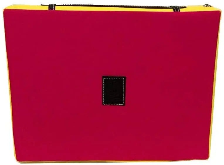 Comprar Almohadilla taurina Rosa capote Bandera España La Flamenca de Borgoña Patricia Muñoz VOX