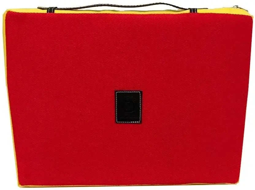 Comprar Almohadilla taurina rojo Muleta Bandera España La Flamenca de Borgoña Patricia Muñoz VOX