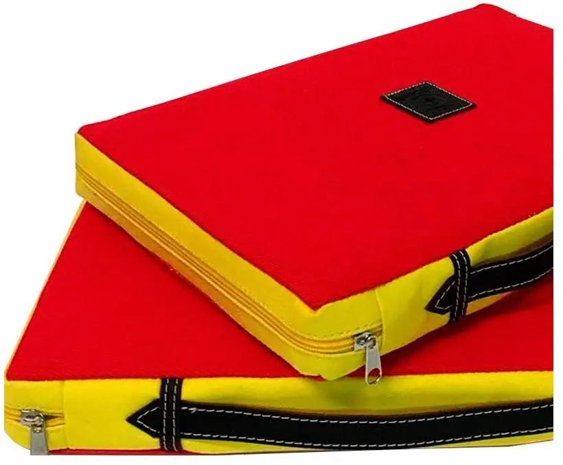 Comprar Almohadilla taurina rojo Muleta Bandera España La Flamenca de Borgoña Patricia Muñoz VOX