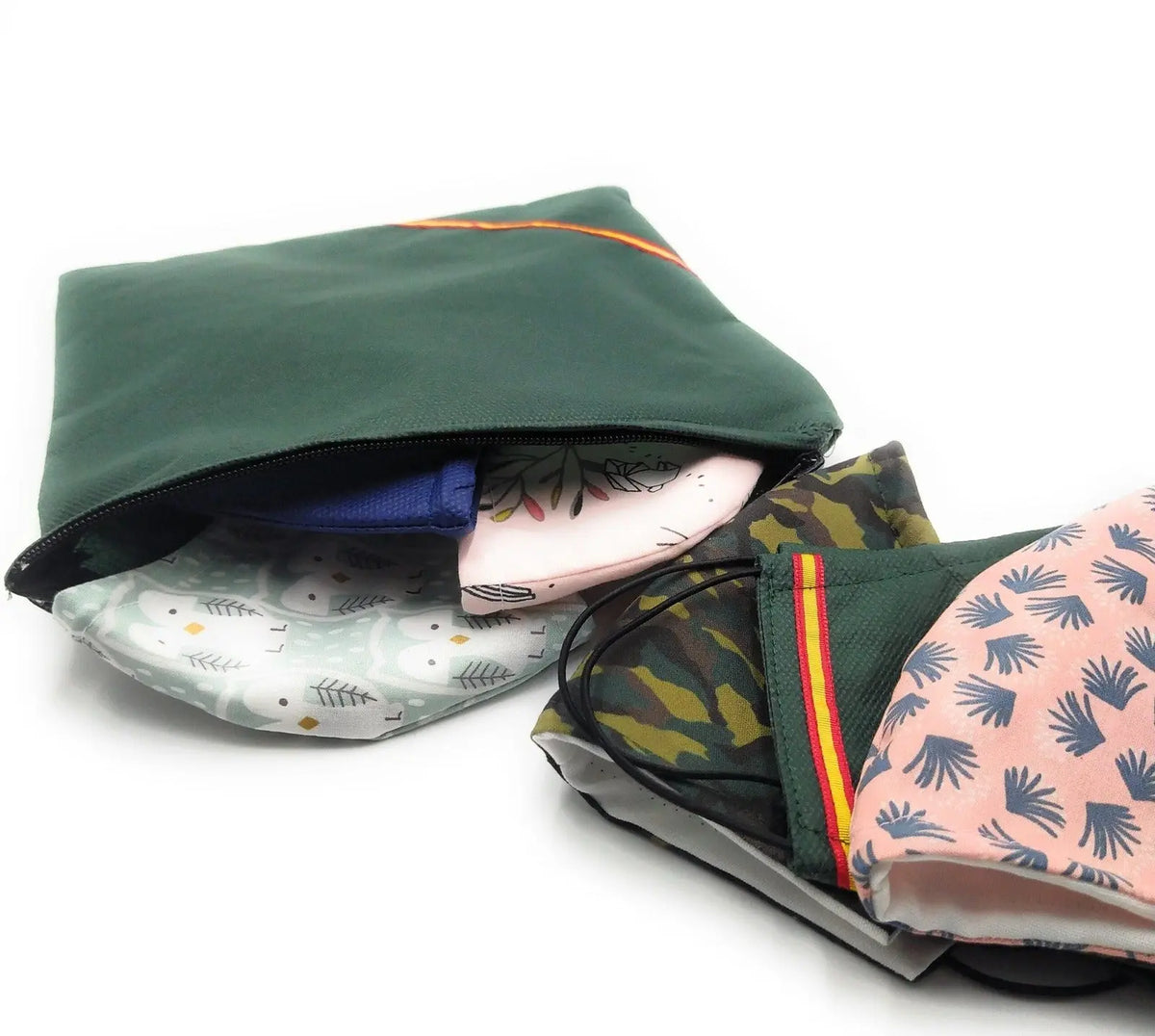 Comprar Bolsa neceser para mascarillas: tejido TNT (capacidad hasta 25 ud) La Flamenca de Borgoña, Bandera de España, Cruz de Borgoña, Patricia Muñoz, VOX, Santiago Abascal 