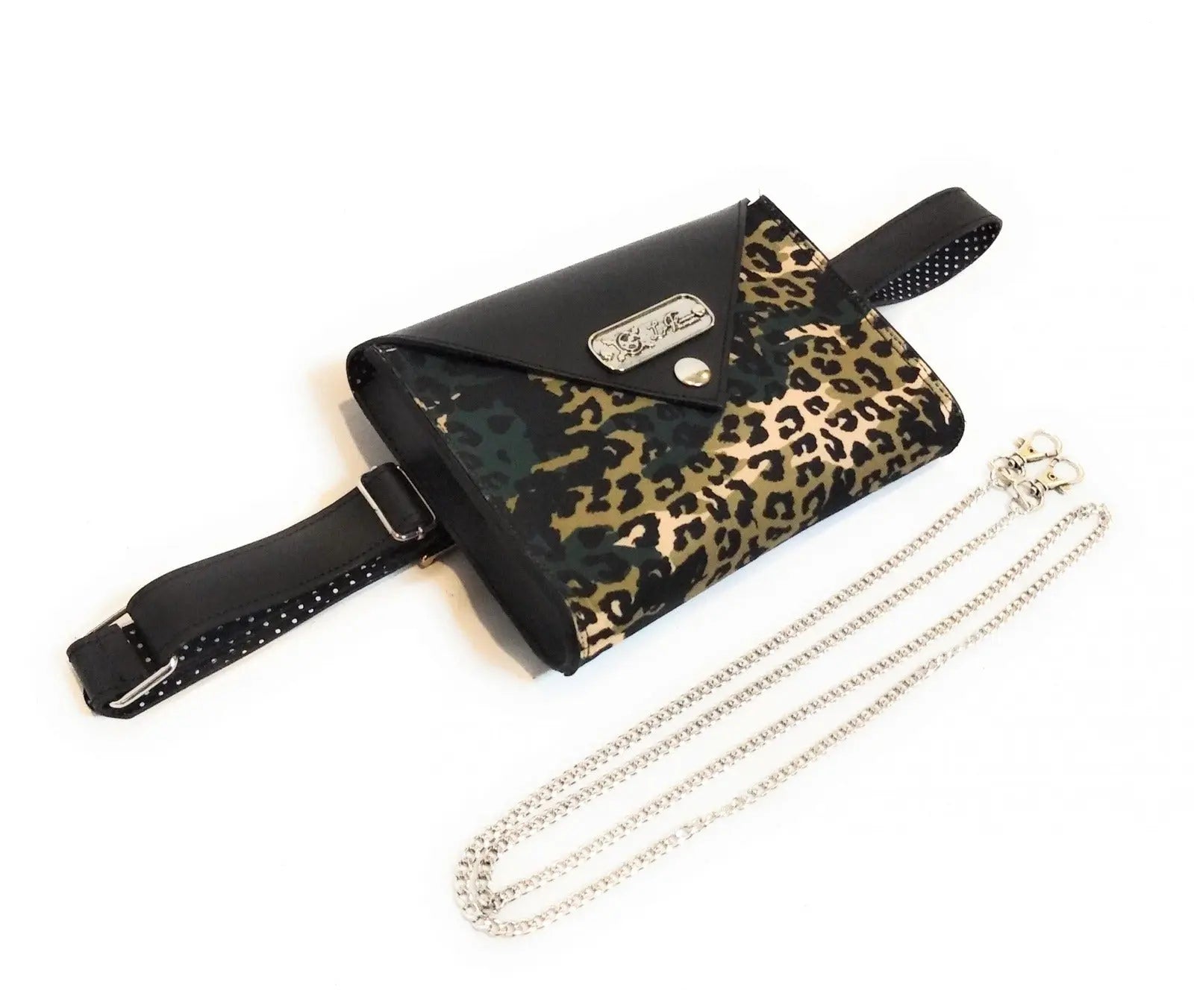 Comprar Bolso mano, riñonera y cadena Leopardo Bandera España La Flamenca de Borgoña Patricia Muñoz VOX