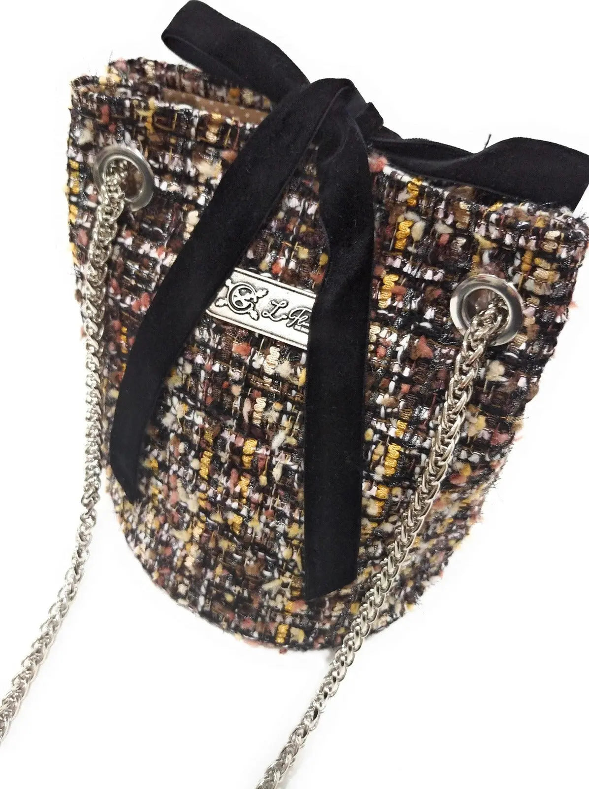 Comprar Bolso saco bombonera Channel "Otoño" Bandera España La Flamenca de Borgoña Patricia Muñoz VOX