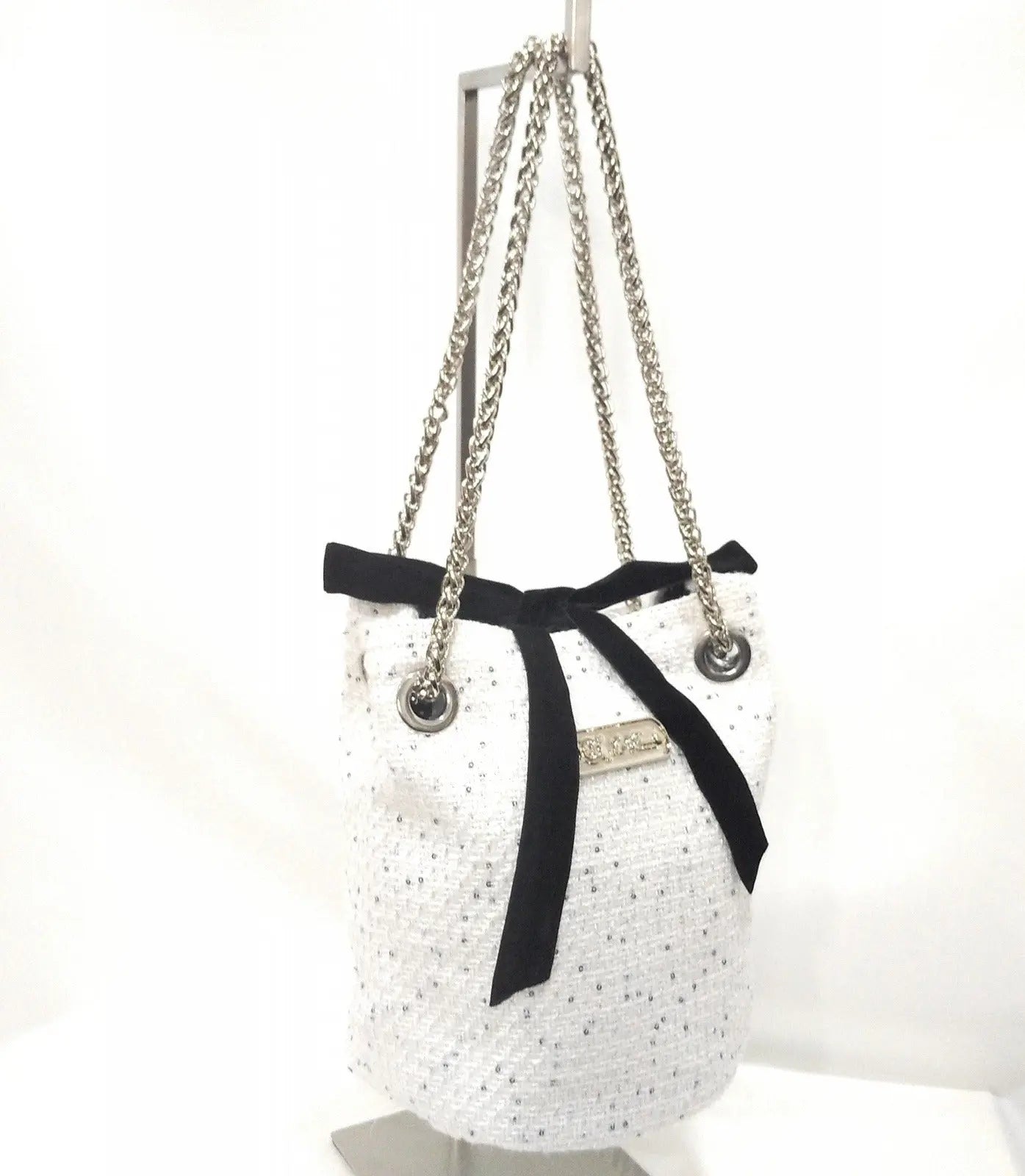 Comprar Bolso saco bombonera Channel "París" Bandera España La Flamenca de Borgoña Patricia Muñoz VOX