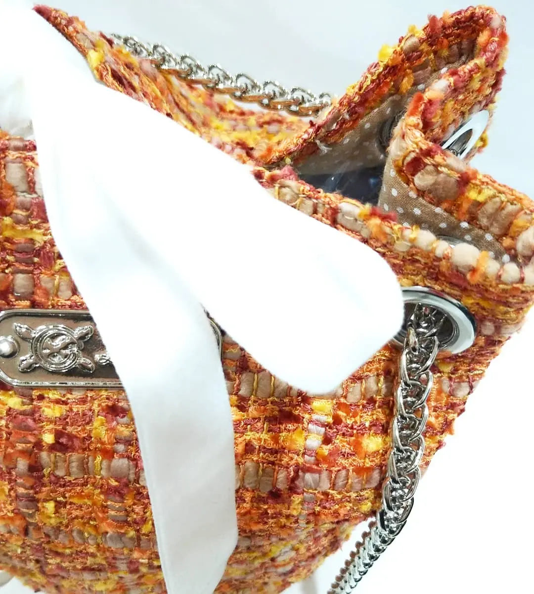 Comprar Bolso saco bombonera Channel Calabaza Bandera España La Flamenca de Borgoña Patricia Muñoz VOX