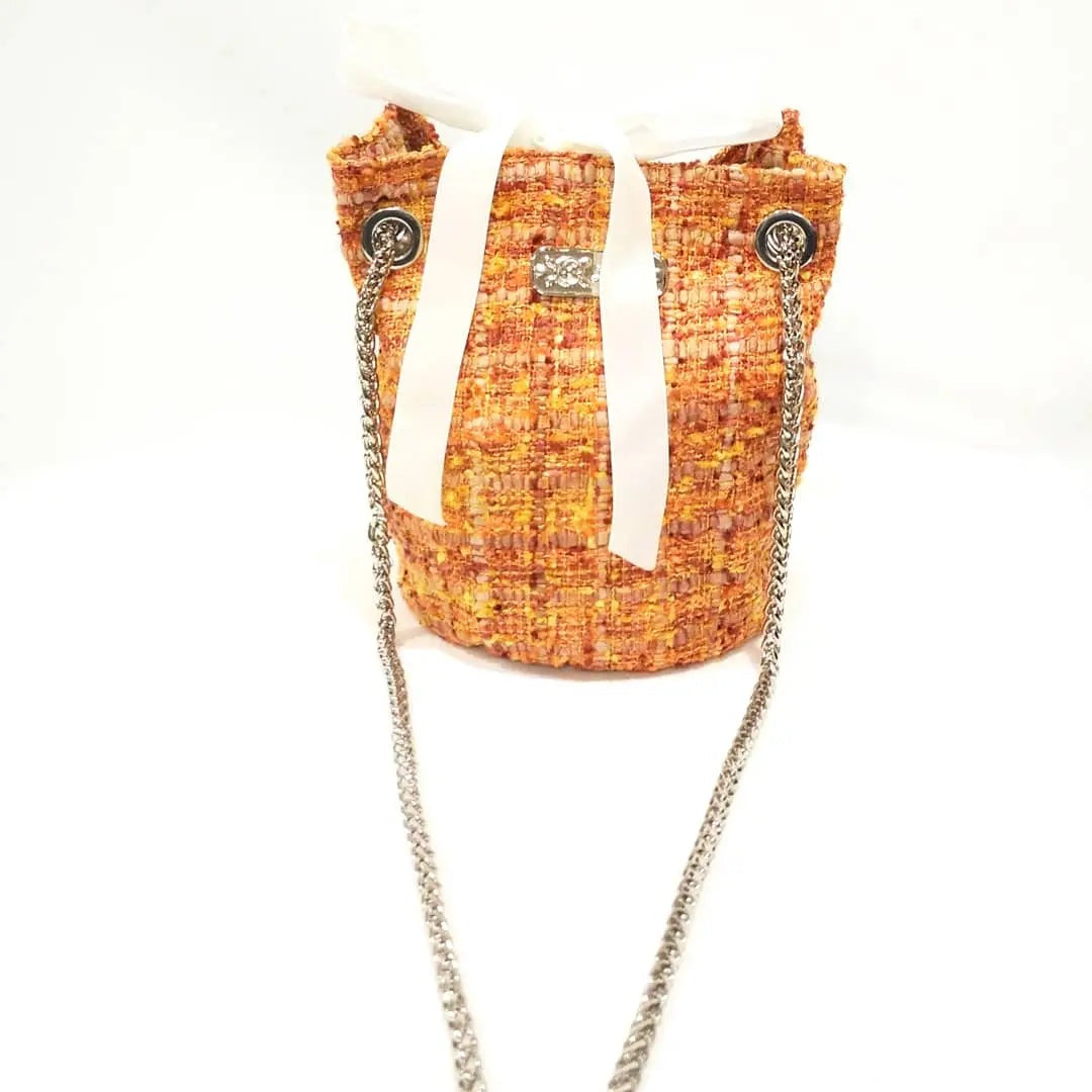 Comprar Bolso saco bombonera Channel Calabaza Bandera España La Flamenca de Borgoña Patricia Muñoz VOX