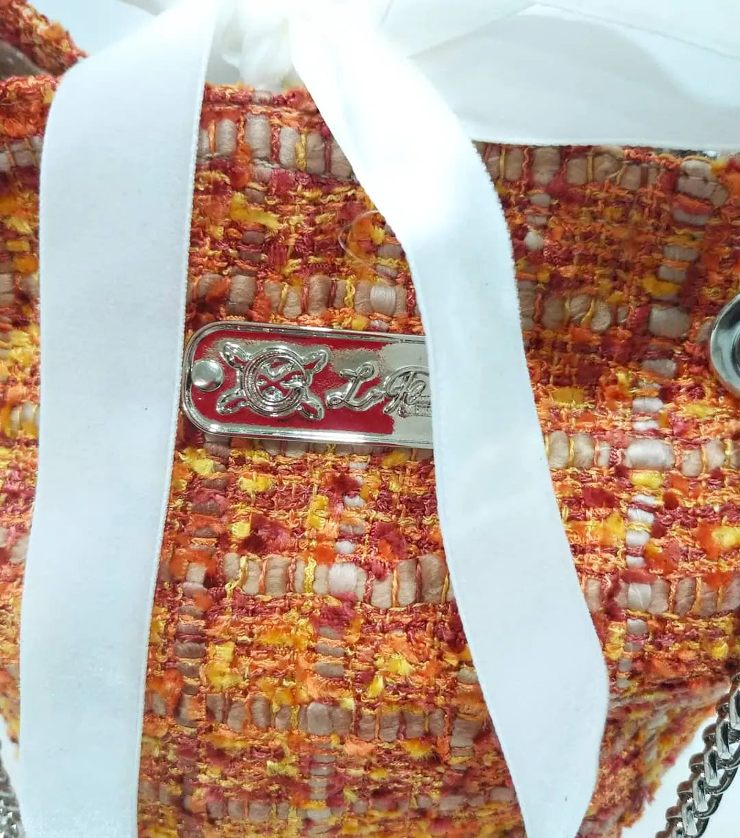 Comprar Bolso saco bombonera Channel Calabaza Bandera España La Flamenca de Borgoña Patricia Muñoz VOX