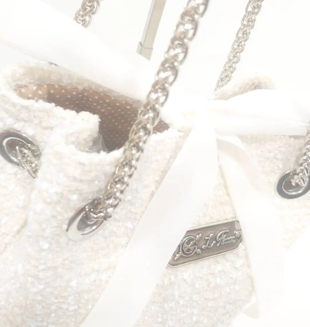 Comprar Bolso saco bombonera Channel borreguito "Moscú" Bandera España La Flamenca de Borgoña Patricia Muñoz VOX