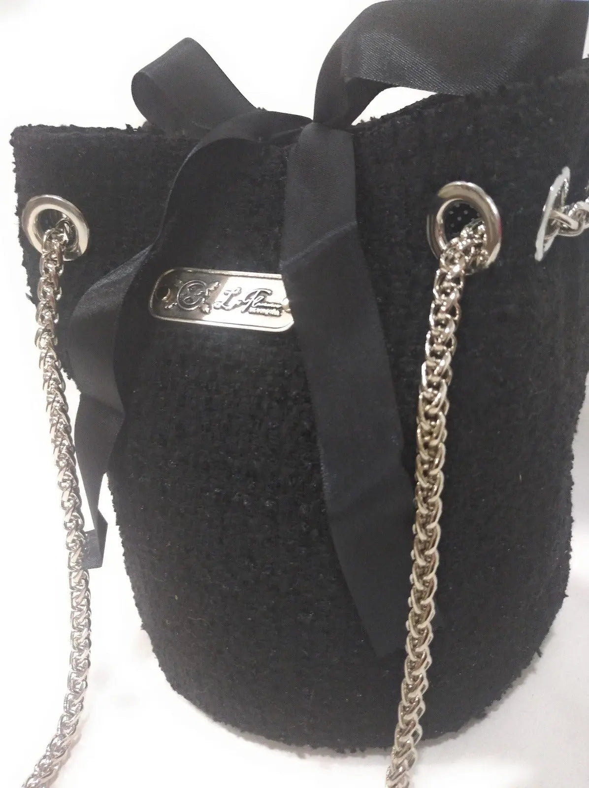 Comprar Bolso saco bombonera Channel borreguito "Night Club" Bandera España La Flamenca de Borgoña Patricia Muñoz VOX