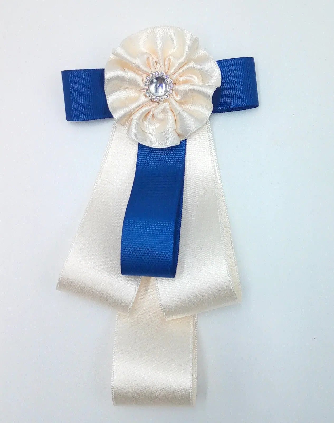 Comprar Broche para cuello camisa de mujer en Blanco y Azul - OFERTA Bandera España La Flamenca de Borgoña Patricia Muñoz VOX