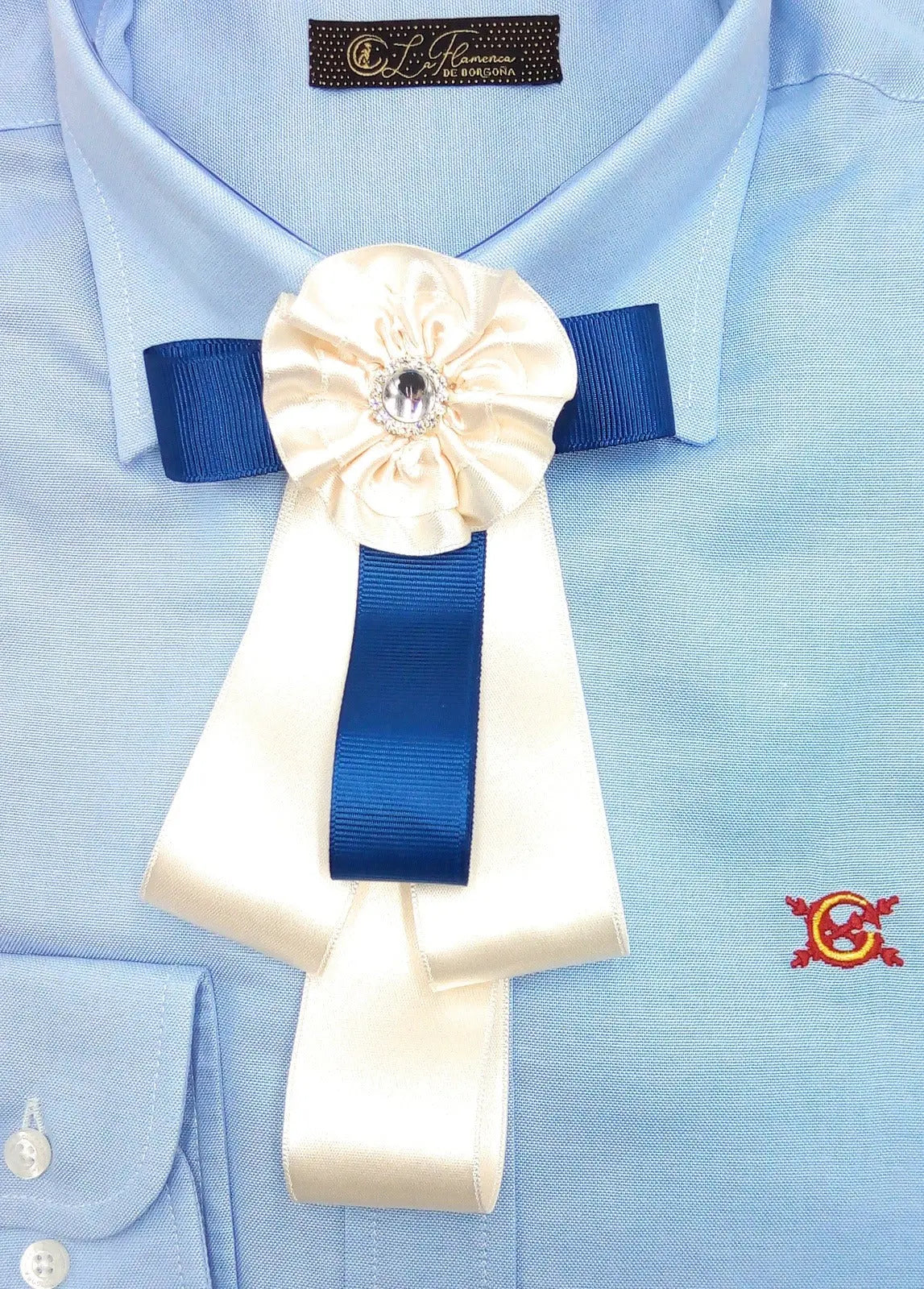 Comprar Broche para cuello camisa de mujer en Blanco y Azul - OFERTA Bandera España La Flamenca de Borgoña Patricia Muñoz VOX