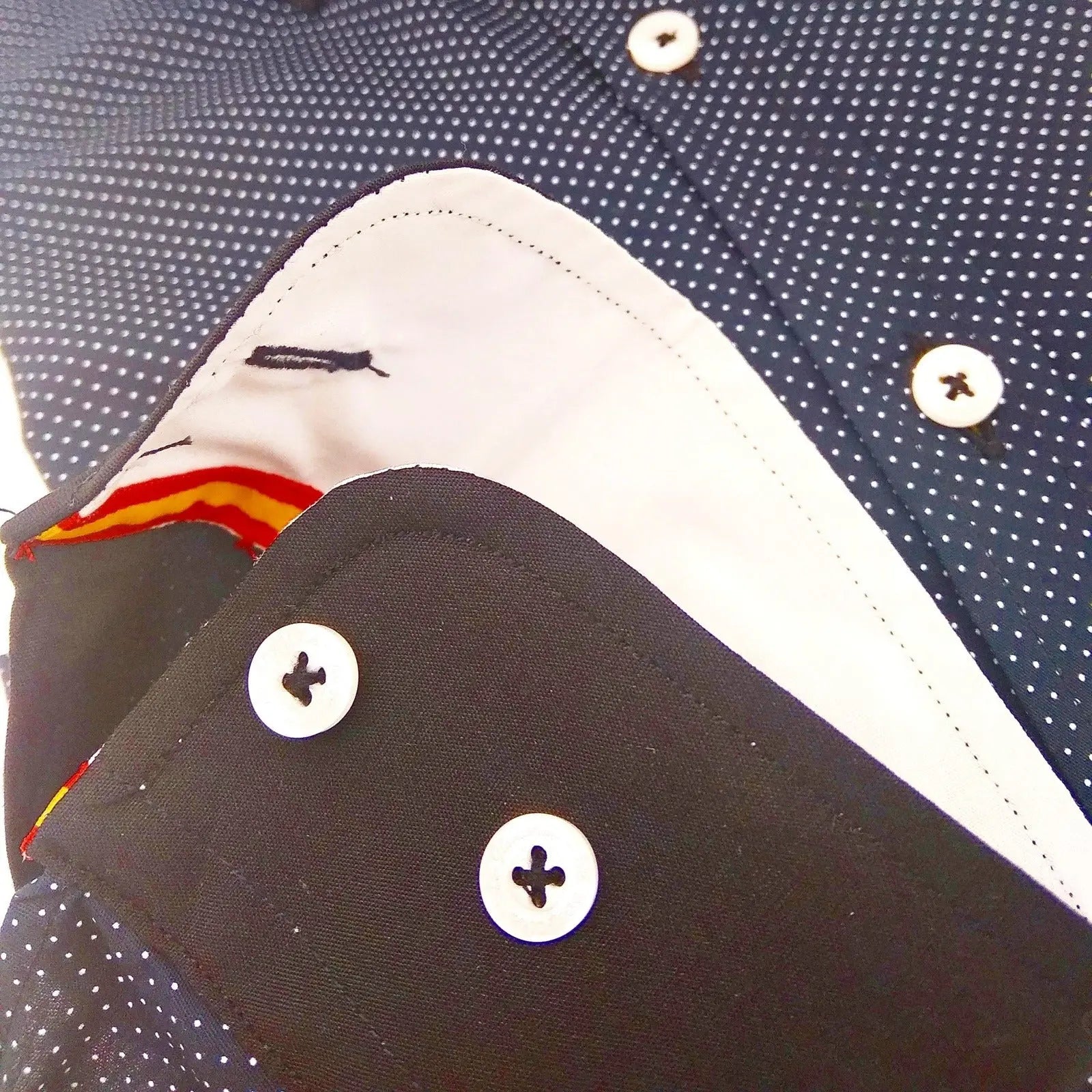 Comprar Camisa negra mujer bandera España -L- OFERTA Bandera España La Flamenca de Borgoña Patricia Muñoz VOX